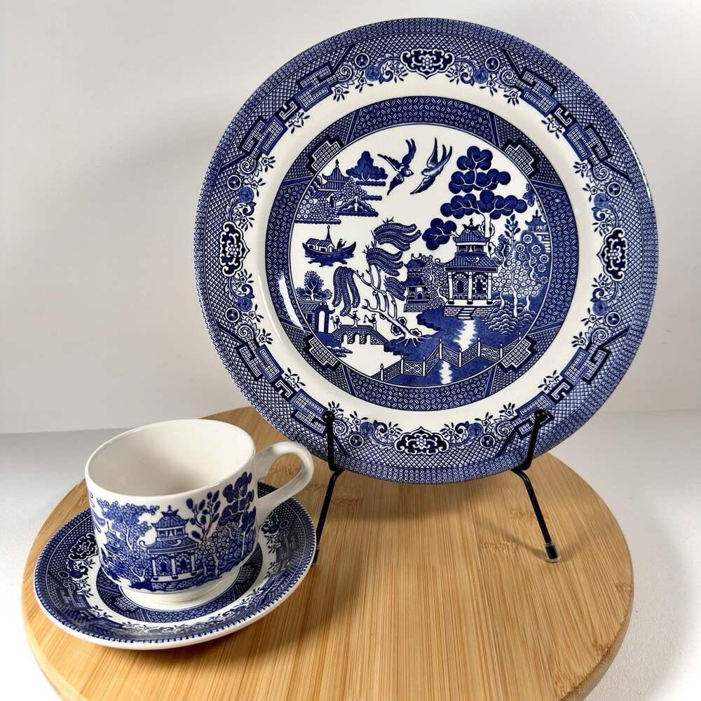 Churchill Blue Willow Plate Cup Saucer 3 Piece Dinnerware Set Made in England